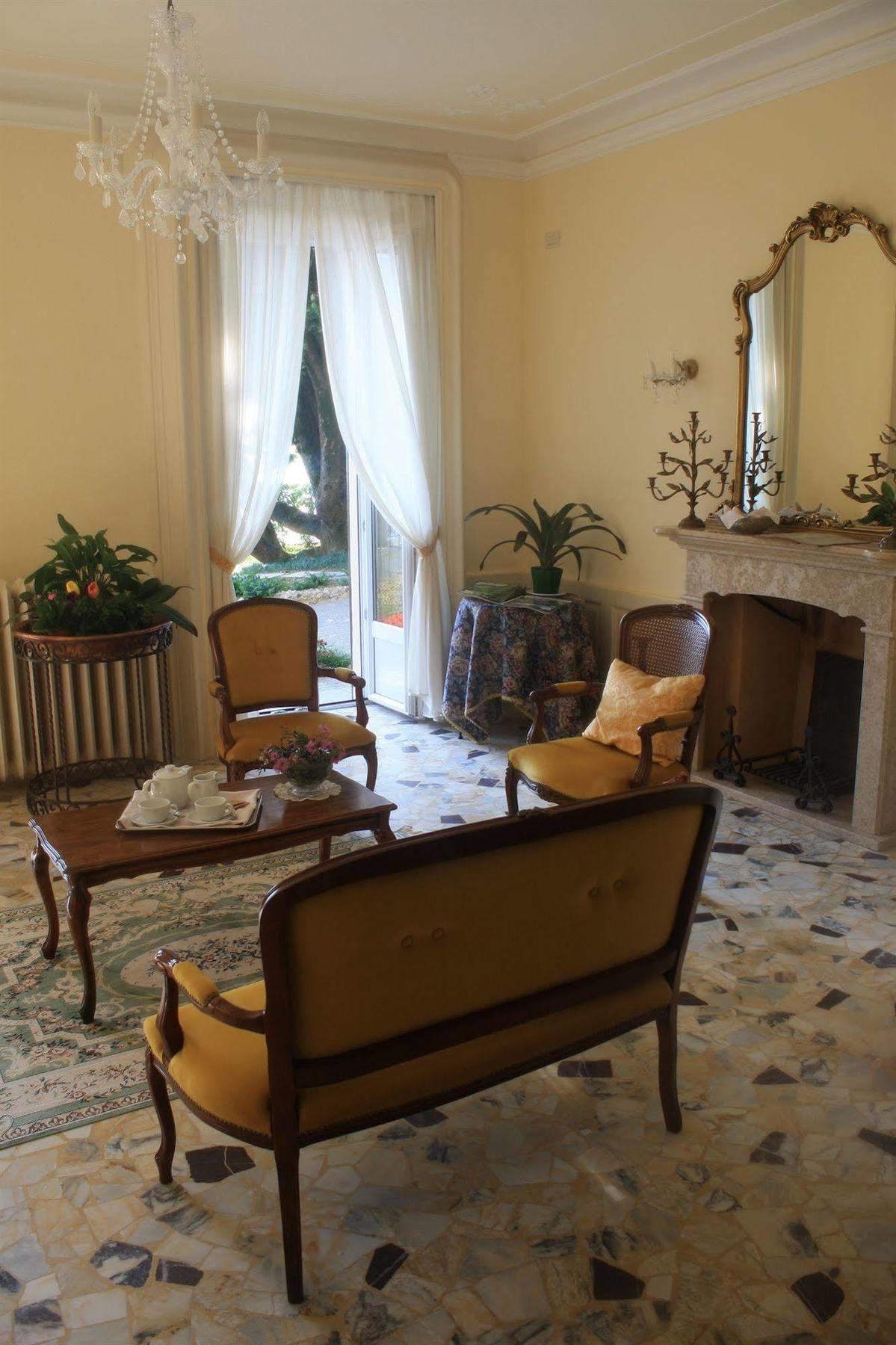 Villa La Mirabella Cadenabbia Exterior photo